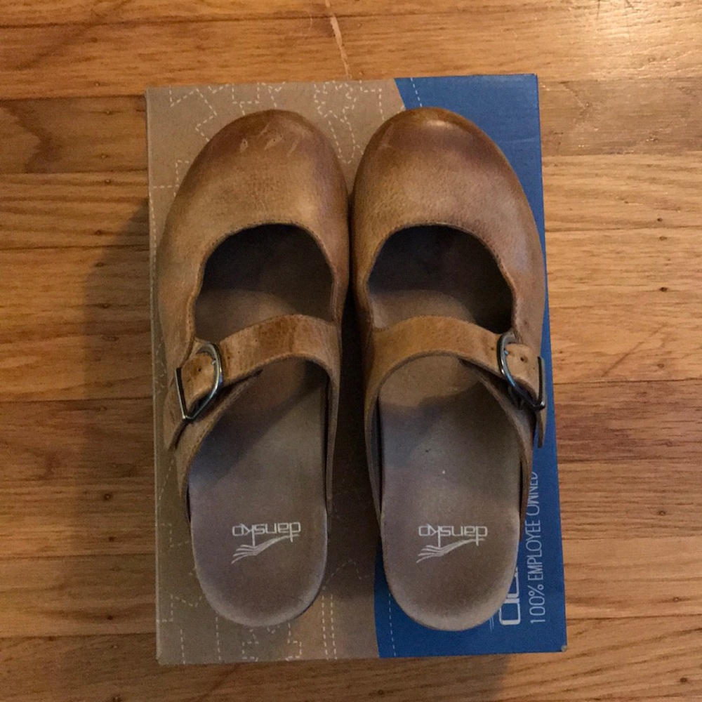 DANSKO CLOGS w/original box!